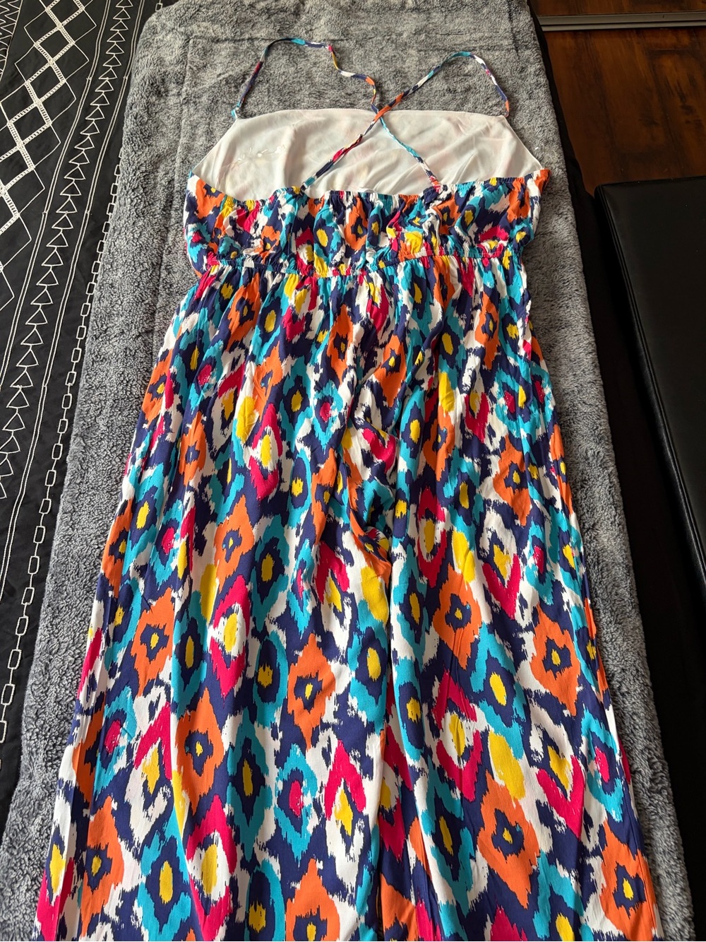 Bright Multi-Color Sleeveless Printed Jumpsuit - Picture 5 of 10
